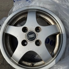 お話し中　(訳あり)軽自動車　ホイール付きスタッドレスの画像