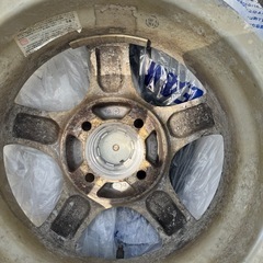 お話し中　(訳あり)軽自動車　ホイール付きスタッドレスの画像