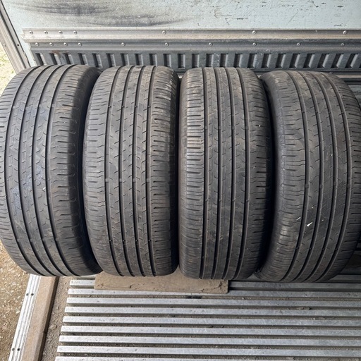 バリ山　CONTINENTAL ECOCONTACT6 235/50R19 夏タイヤ　2021年製　19インチ