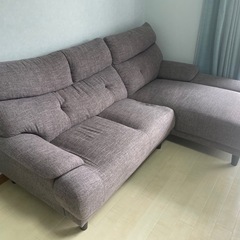 ソファの画像