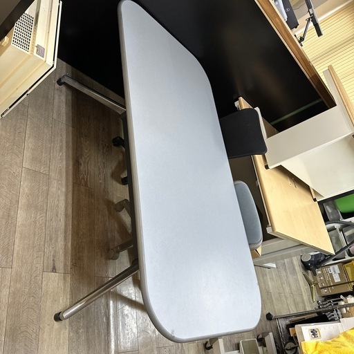 ITOKI ミーティングテーブル