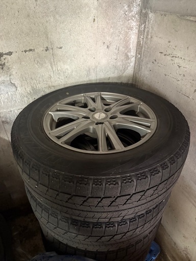 アルファード冬タイヤ16インチ