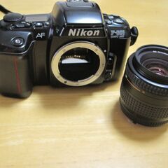 Nikon（ニコン） フイルム一眼レフカメラ ボディ F－601 レンズ Nikon 35-70mm 1:3.3-4.5おまけ付きの画像