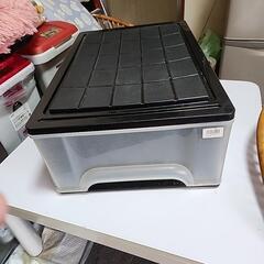 衣装ケース 差し上げます