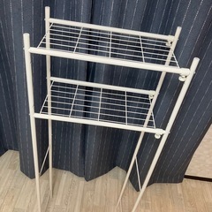 収納ラックの画像