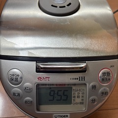 炊飯器の画像