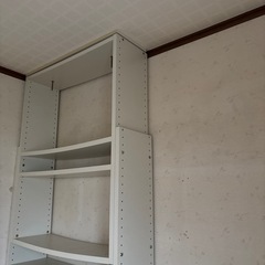 突っ張り本棚の画像