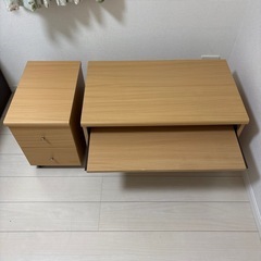 ロータイプ　パソコンデスクの画像