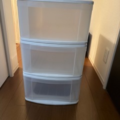 　衣装ケース　　