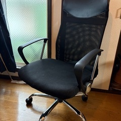 オフィスチェア　作業椅子