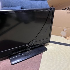 32型テレビ　Blu-rayレコーダー付き