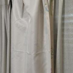 カーテンの画像