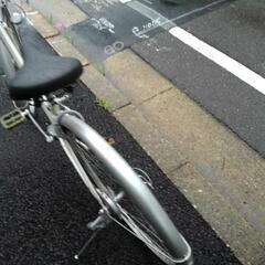 中古自転車３５４８　前後タイヤ新品！　２７インチ　６段ギヤ　LEDオートライトの画像