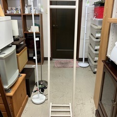 O2505-467 木製 ハンガーラック キズ 汚れあり
