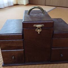 小物入れ、裁縫箱、化粧品入れ