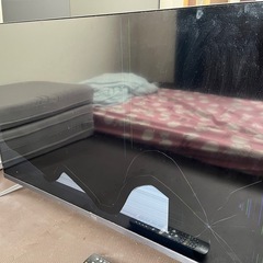 テレビ液晶割れジャンク　43V TCL