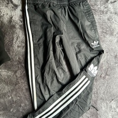 adidas 長ズボン