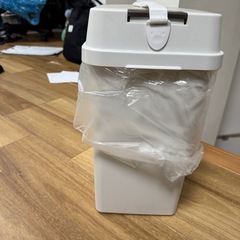 蓋付きゴミ箱(パッキン付)