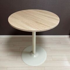 テーブル　カフェテーブル