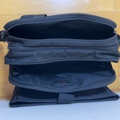 「TUMI（トゥミ）26141 DH ALPHA エクスパンダブル・オーガナイザーブリーフ　中古の画像