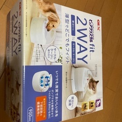 犬　猫　ペット　給水器