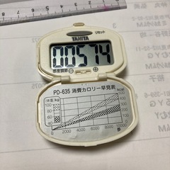 タニタの万歩計電池付きの画像