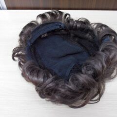 ウィッグ ユキ WIG YUKI ショートヘア パーマ ブラウン系 オールウィッグ かつら 人工毛 現状品 苫小牧西店の画像