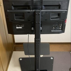 SHARP AQUOS32インチ液晶LEDテレビとテレビスタンドのセットの画像