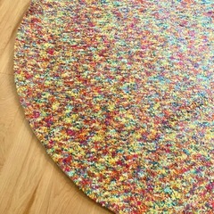 6月末まで！カラフルなラグ　丸型　お譲りしますの画像