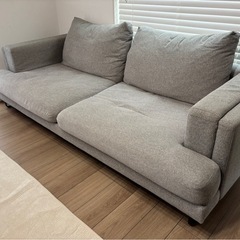 13日夕方引き取り限定　無料　アルモニア　3人掛けソファの画像