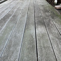 ウッドデッキ材の画像