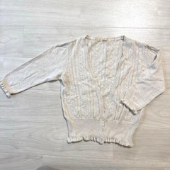 レース編みカーディガンの画像