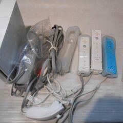 【配送出来ます】ニンテンドー Wii 本体（近くなら配送も可能で...