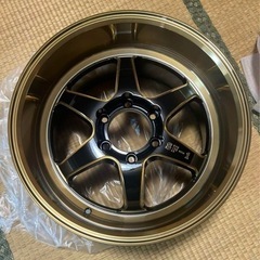 ハイエース200系18インチホイール4本セット