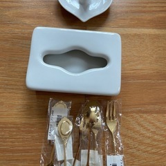 ポーセラーツ白磁まとめて処分の画像