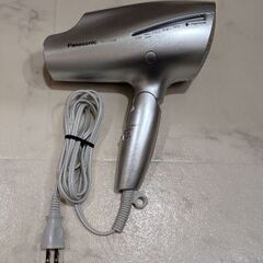 【美品】Panasonic ナノケア ヘアドライヤーの画像