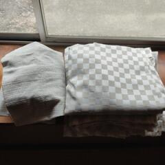 カーテン　4枚　　レースカーテン　2枚の画像