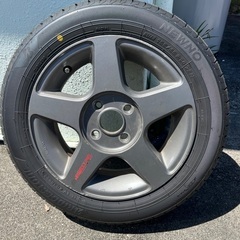 タイヤ、ホイール