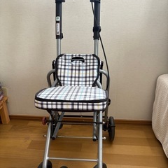 シルバーカーの画像