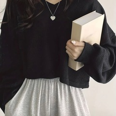 Vネック ドロップショルダー の画像