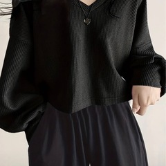 Vネック ドロップショルダー の画像