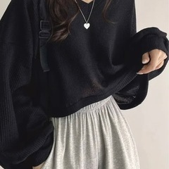 Vネック ドロップショルダー の画像