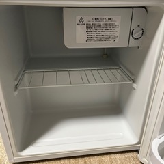 取引済【Abitelax】小型冷蔵庫(美品)の画像