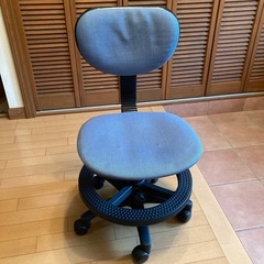オフィスチェア　学習椅子
