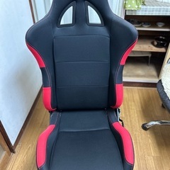 ゲーミングチェア？
