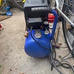 アネスト岩田コンプレッサーの画像