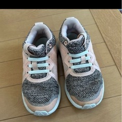 キッズ　スニーカー ピンクグレー 　アディダス　18 adida...