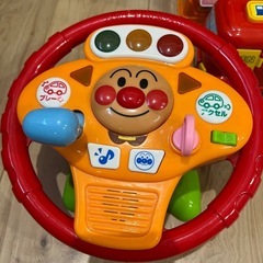 子どものおもちゃセットの画像