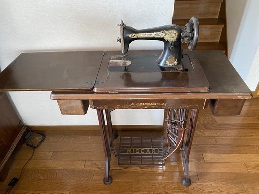 ヴィンテージ　ミシン　足踏み　昭和レトロ　40年代　ginger  RICCAR