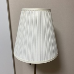 フロアランプ　照明の画像